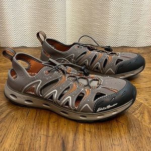 New without Tag size 11 Eddie Bauer Amphib shoes